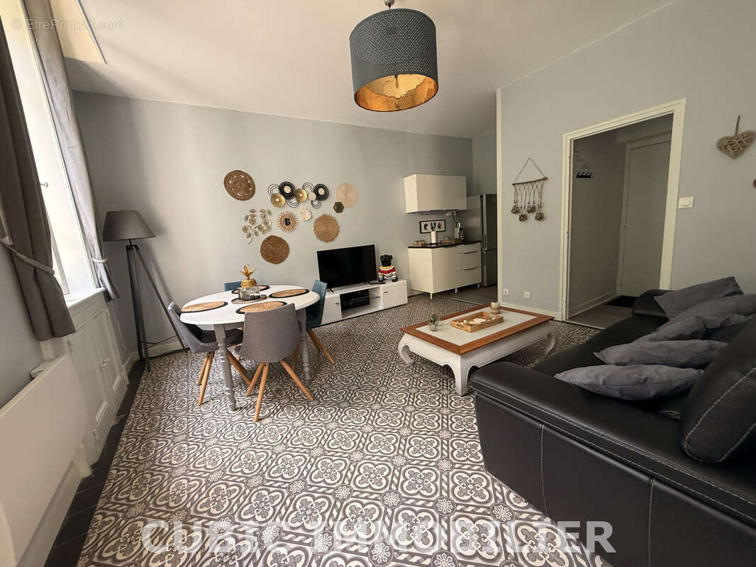 Appartement à VILLEFRANCHE-SUR-SAONE