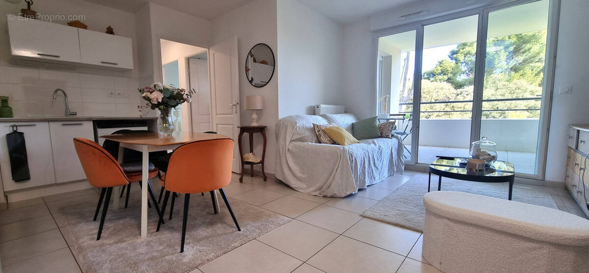 Appartement à MARSEILLE-12E