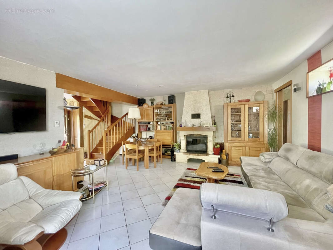 Maison à NOTRE-DAME-D&#039;OE