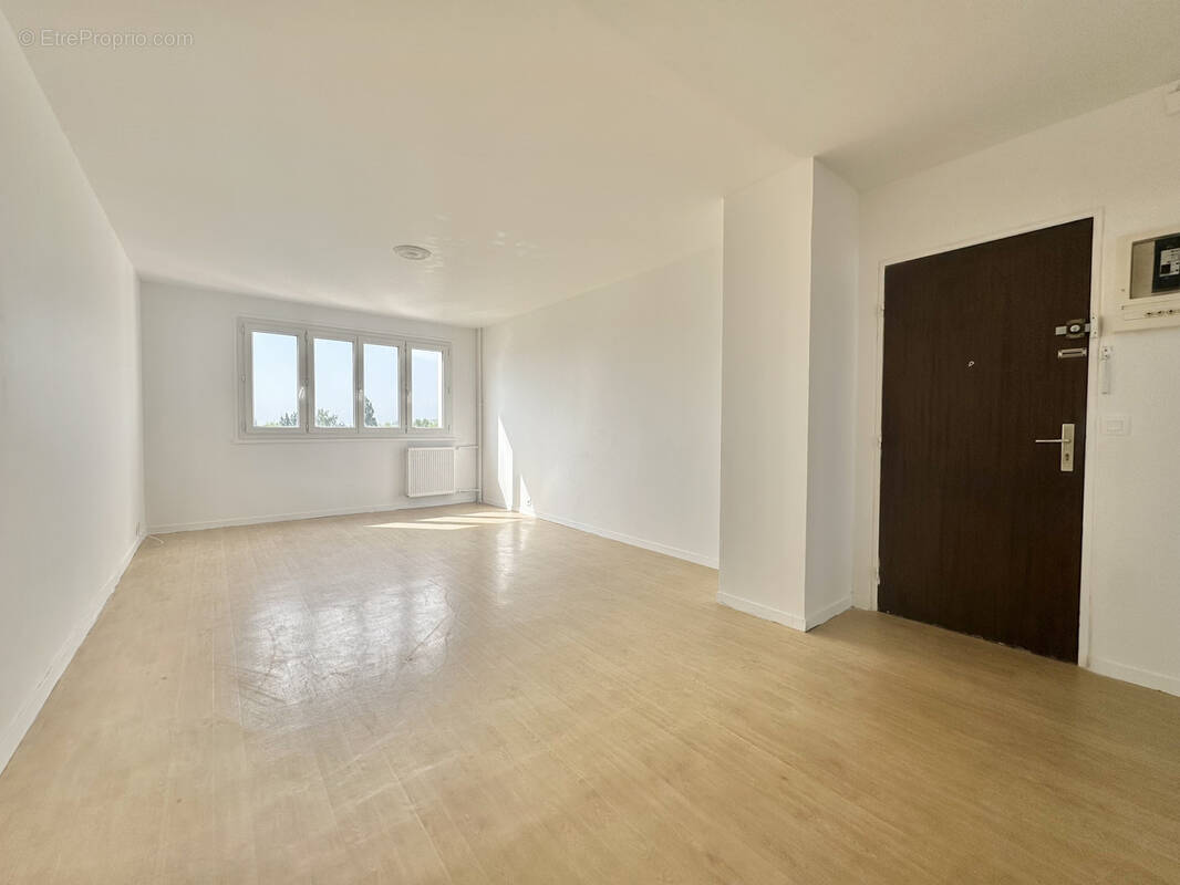 Appartement à CANTELEU
