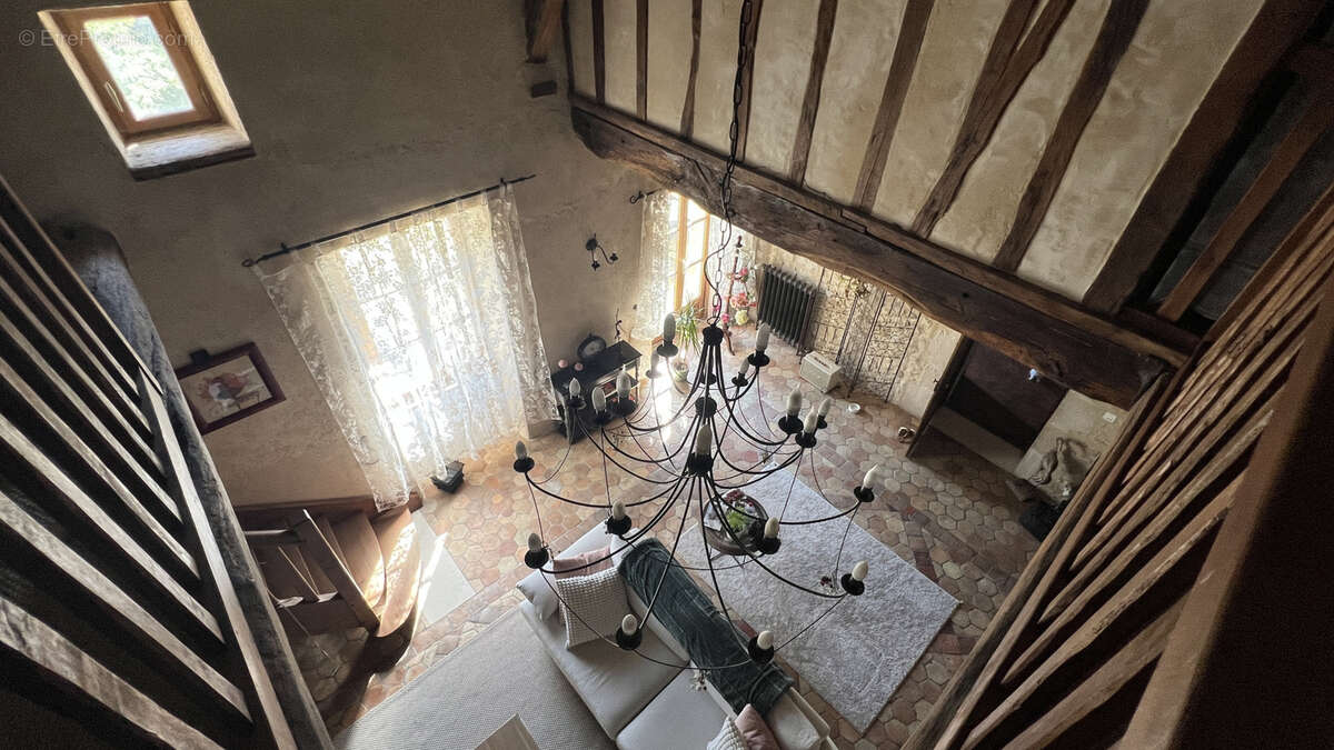 Maison à GUIGNEVILLE-SUR-ESSONNE