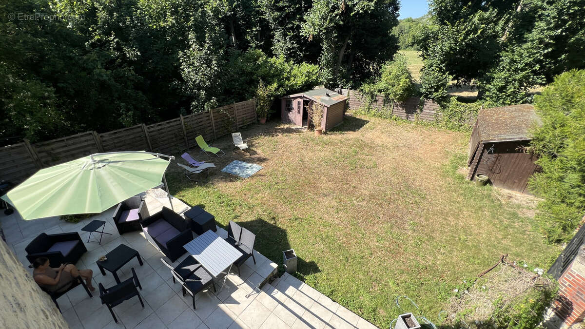 Maison à GUIGNEVILLE-SUR-ESSONNE