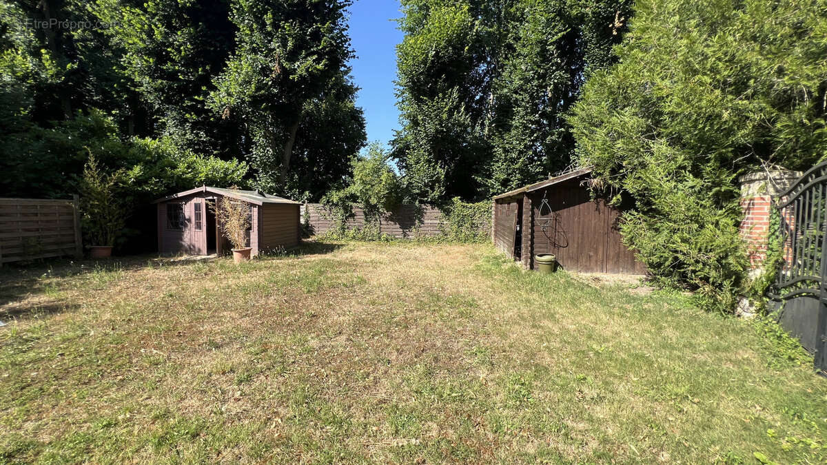 Maison à GUIGNEVILLE-SUR-ESSONNE
