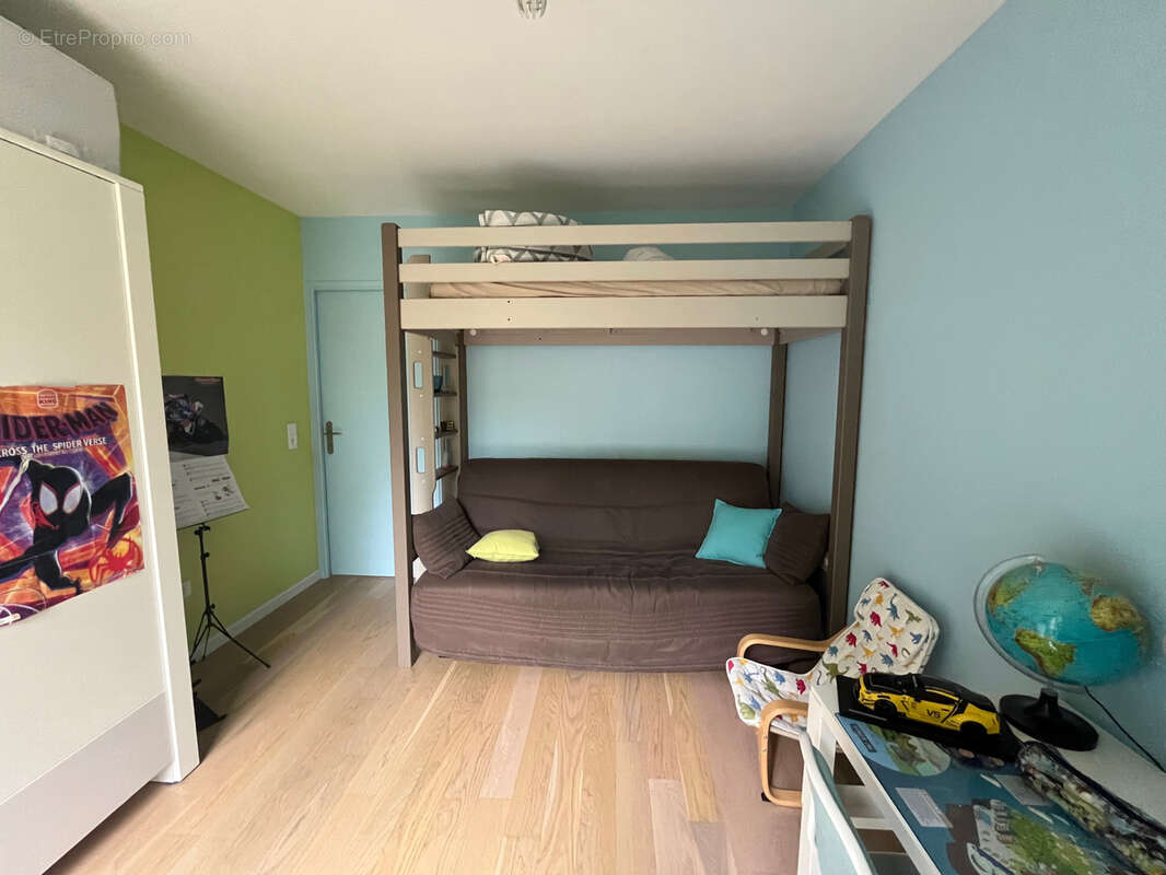 Appartement à LA CELLE-SAINT-CLOUD