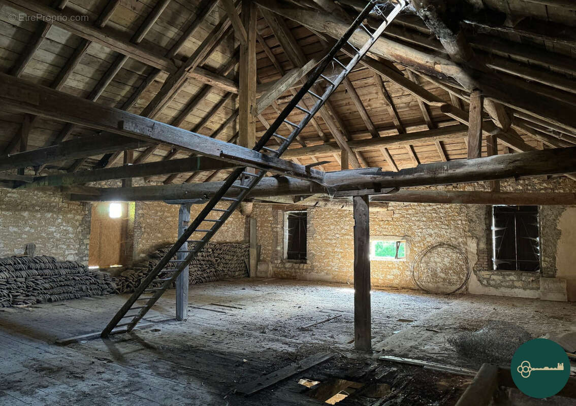 Appartement à PAGNY-SUR-MEUSE