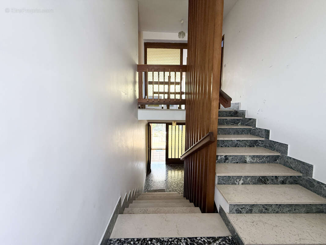 Maison à SIX-FOURS-LES-PLAGES