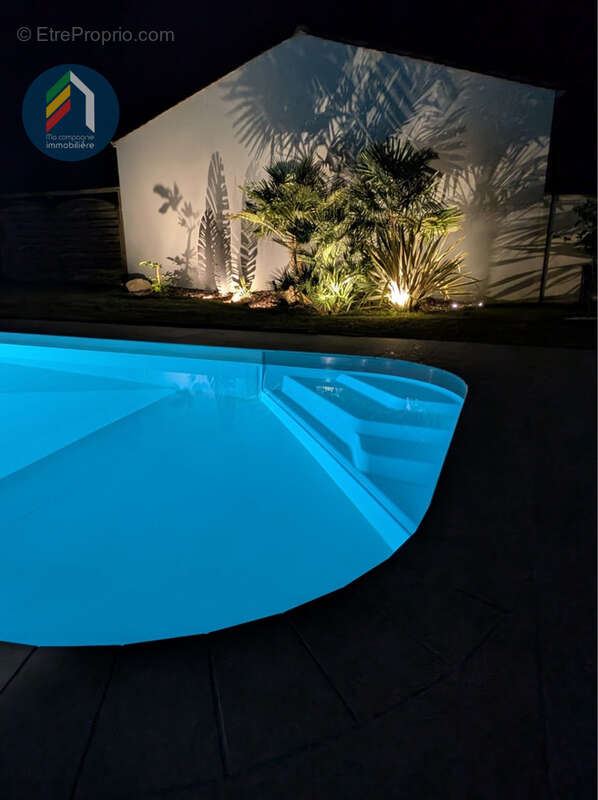 Maison à LES HERBIERS