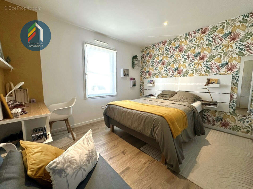 Maison à LES HERBIERS