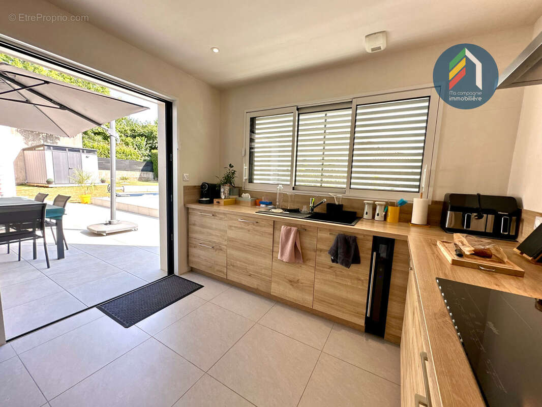 Maison à LES HERBIERS