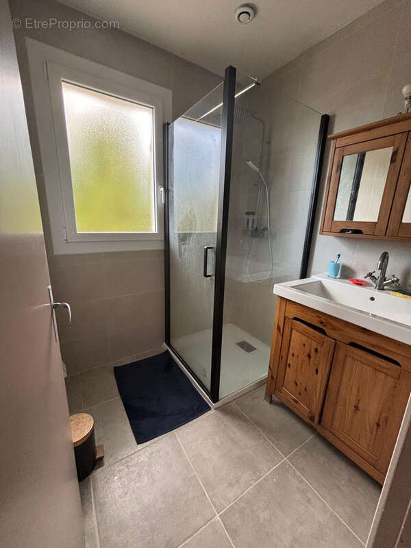 Maison à LE PERRIER