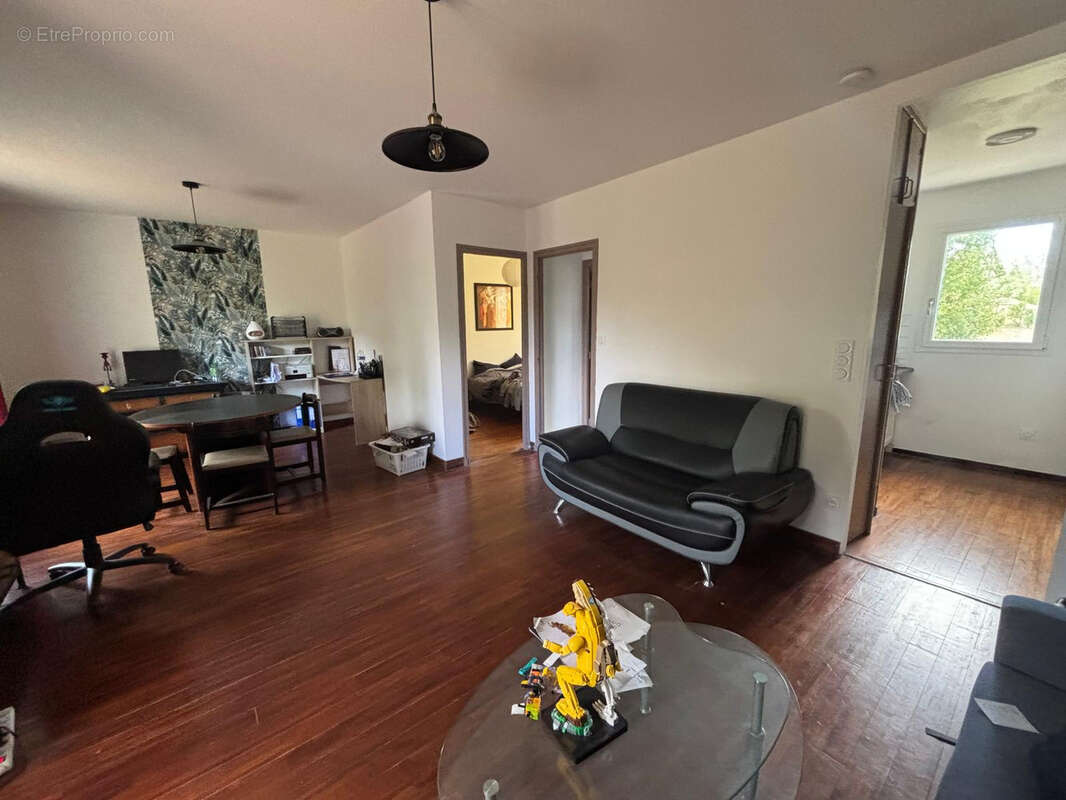 Maison à LE PERRIER