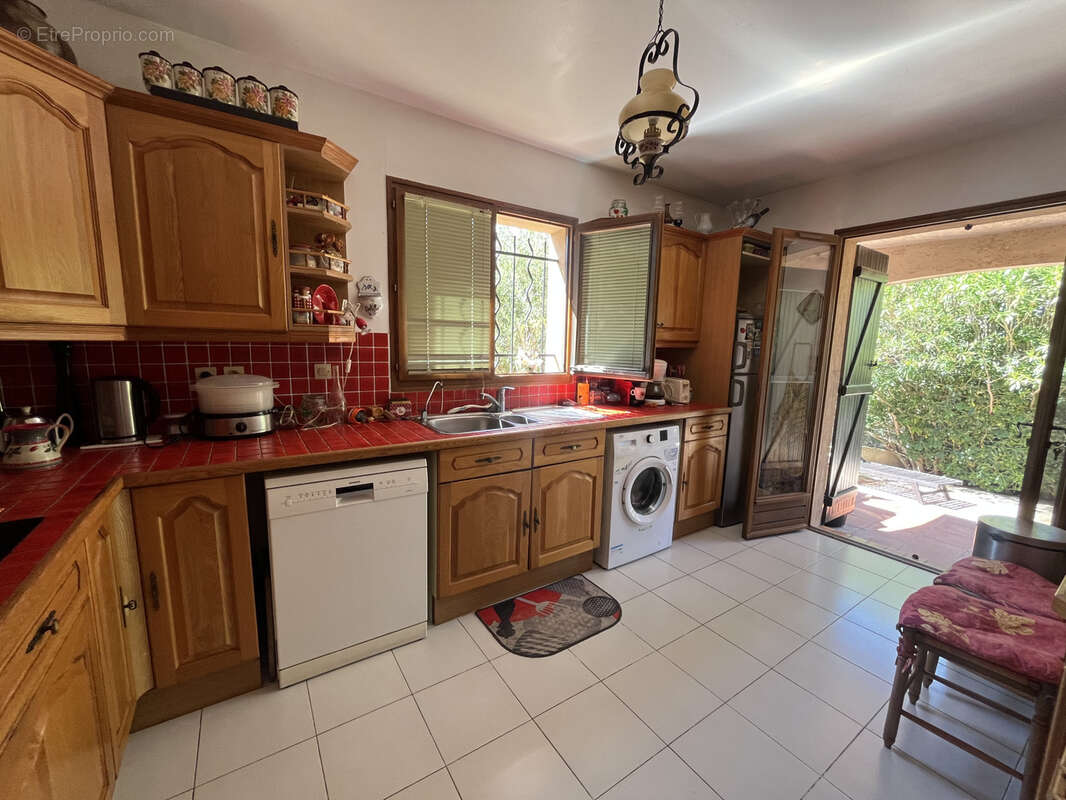 Maison à LES ISSAMBRES