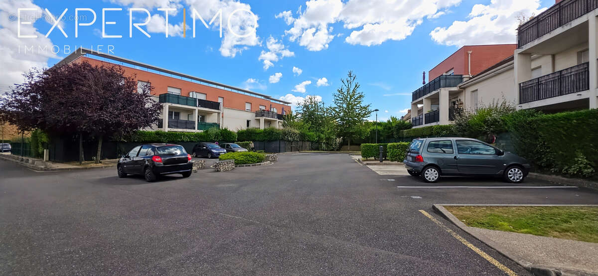 Appartement à ETRECHY