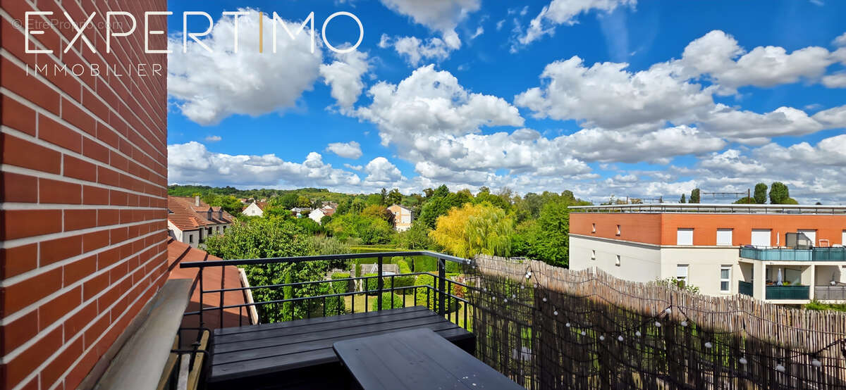 Appartement à ETRECHY