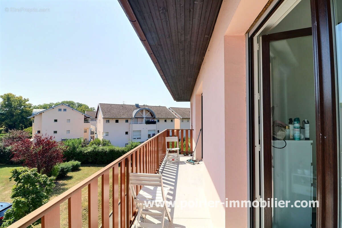 Appartement à DOUVAINE