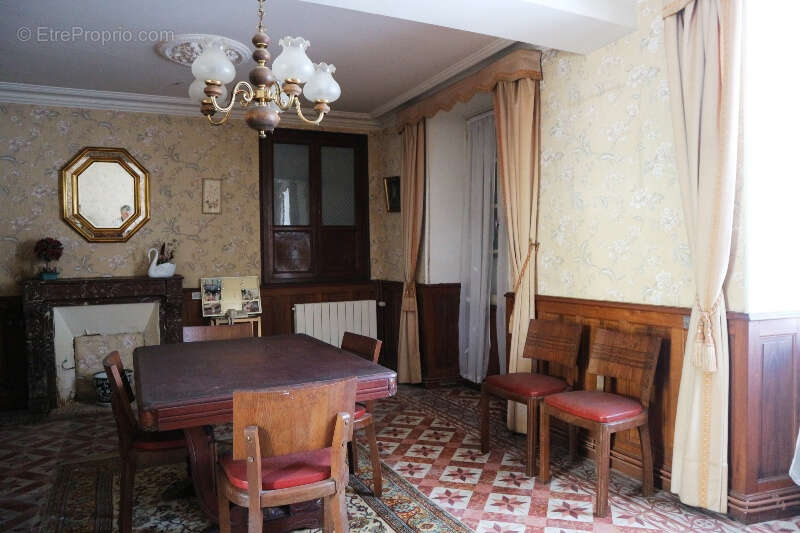 Maison à SAINT-JEAN-D&#039;ANGELY