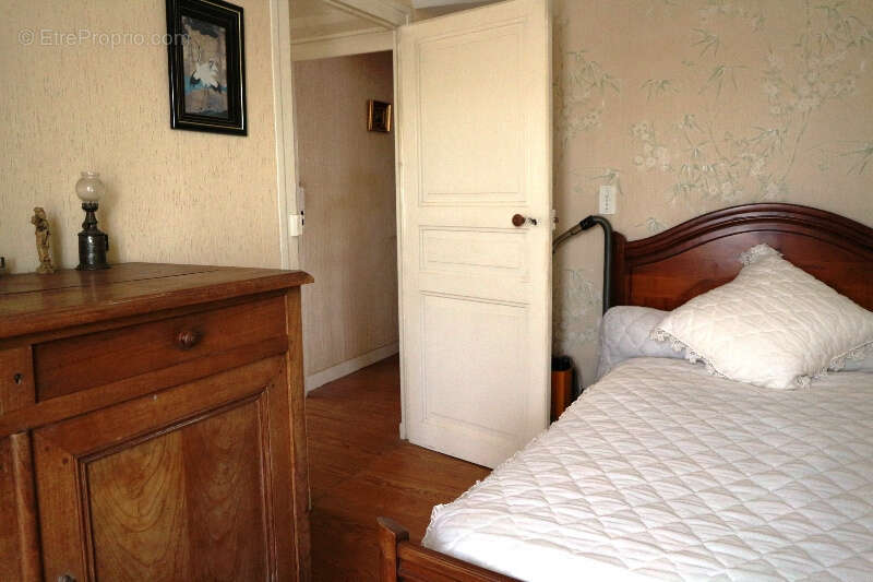 Maison à SAINT-JEAN-D&#039;ANGELY