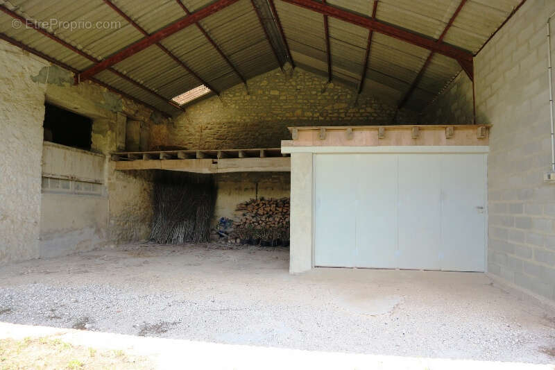 Maison à SAINT-JEAN-D&#039;ANGELY