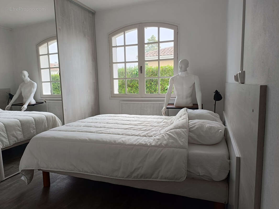 Maison à SAINT-GEORGES-DE-DIDONNE