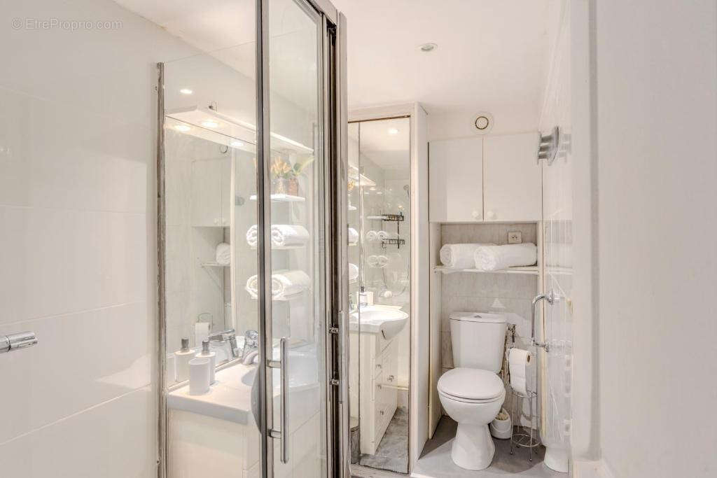 Maison à BAGNOLS-EN-FORET