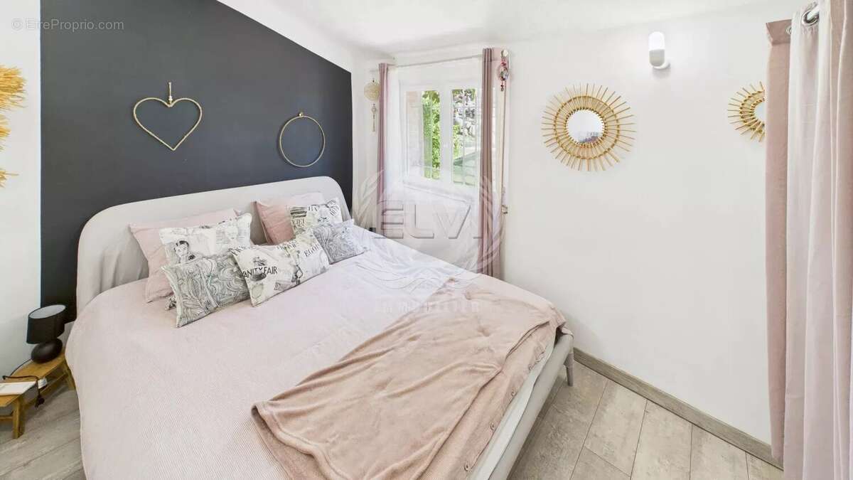 Maison à PLAN-DE-LA-TOUR