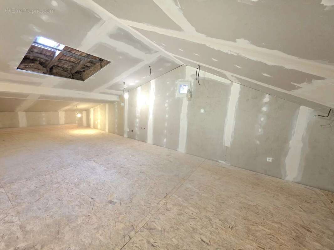 Maison à JOUDREVILLE