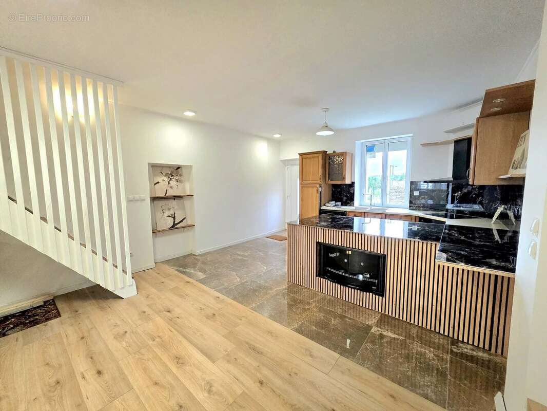 Maison à JOUDREVILLE