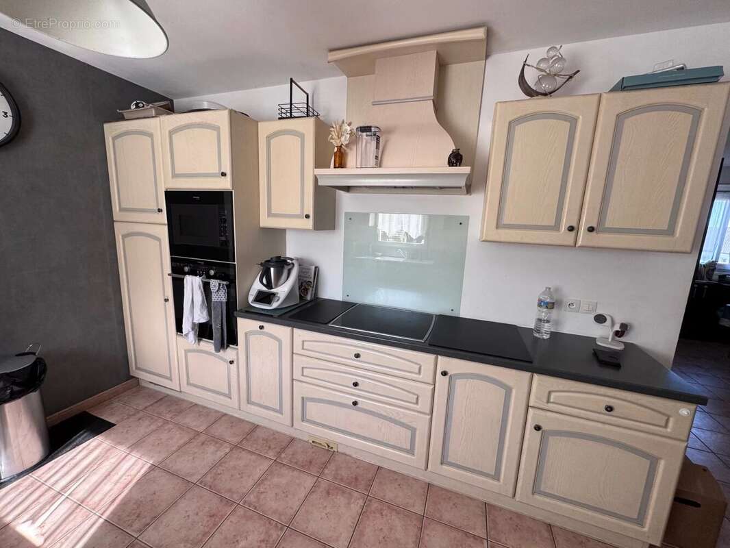 Maison à SAINT-SEGAL