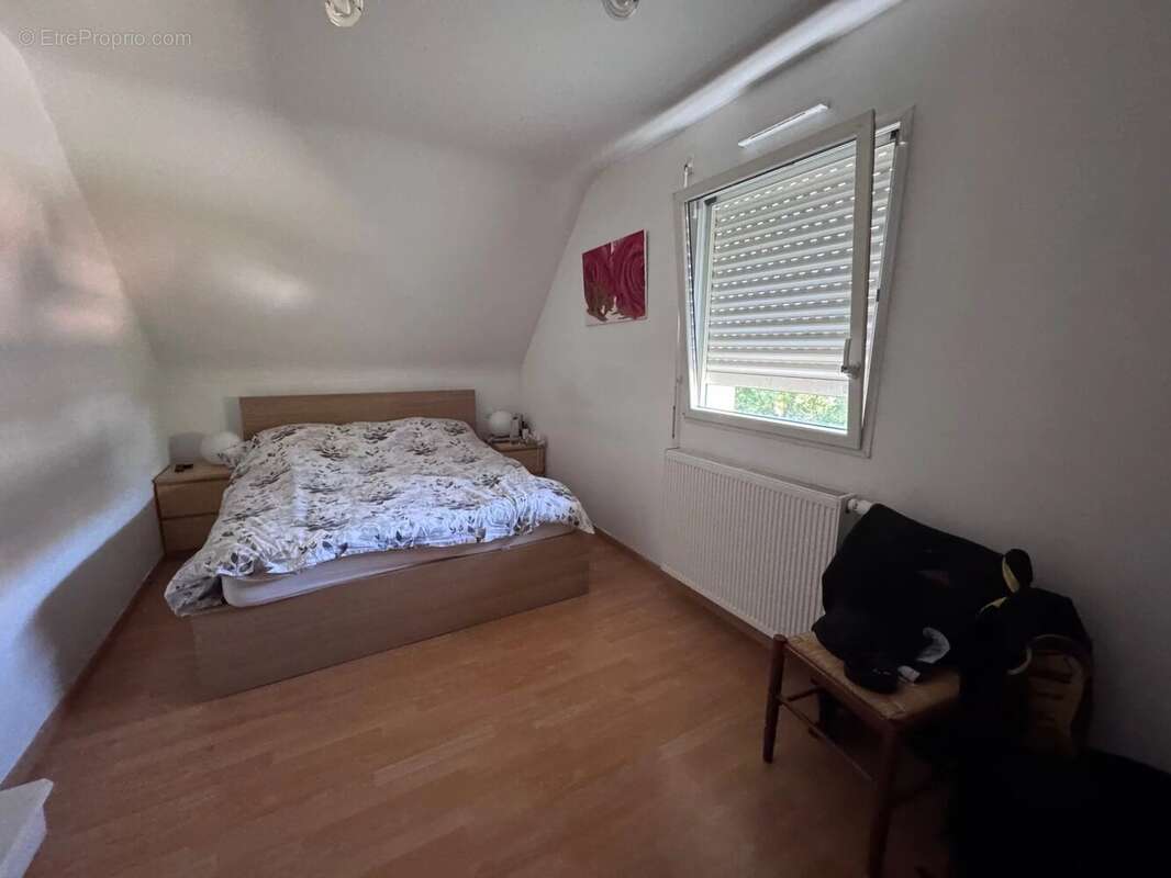 Maison à SAINT-SEGAL