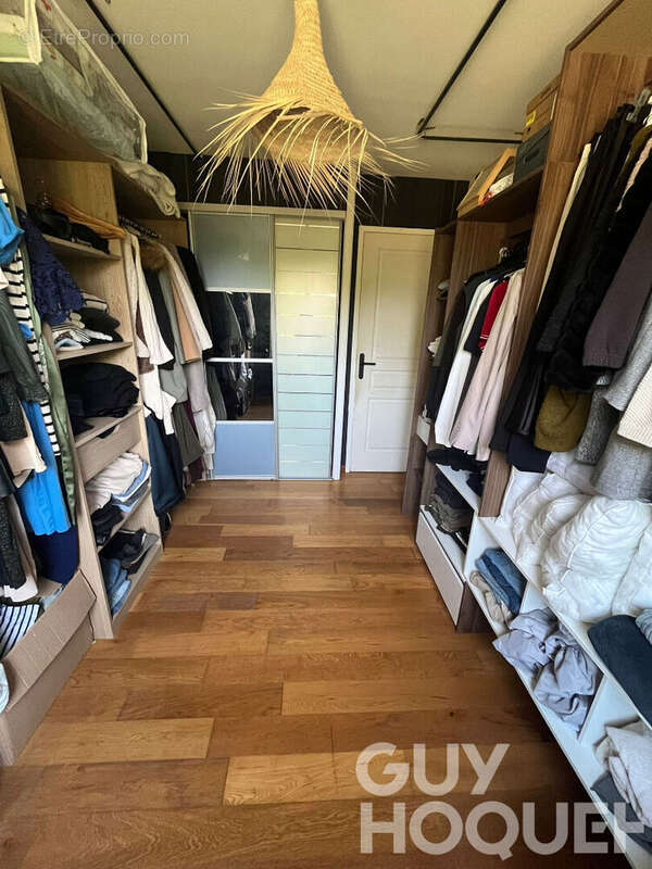 Maison à SAINT-DENIS-LES-PONTS