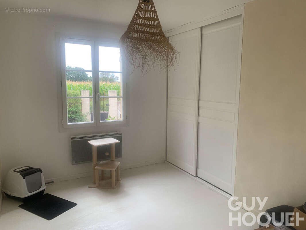 Maison à SAINT-DENIS-LES-PONTS