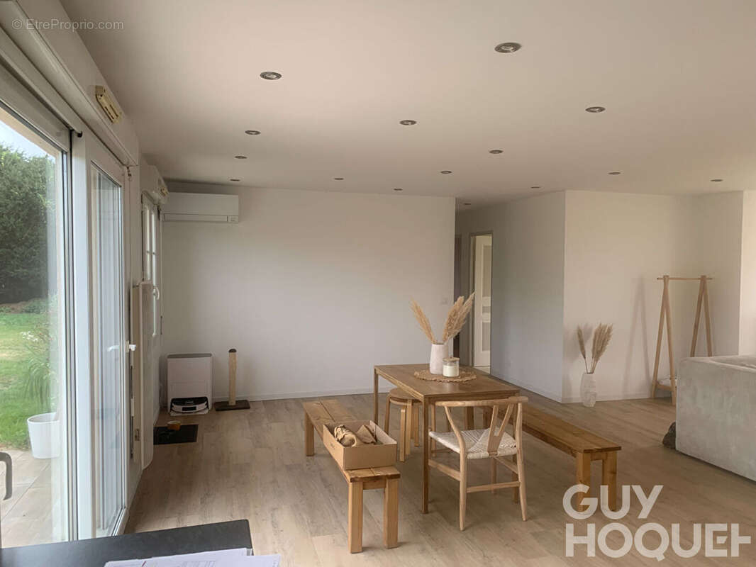 Maison à SAINT-DENIS-LES-PONTS