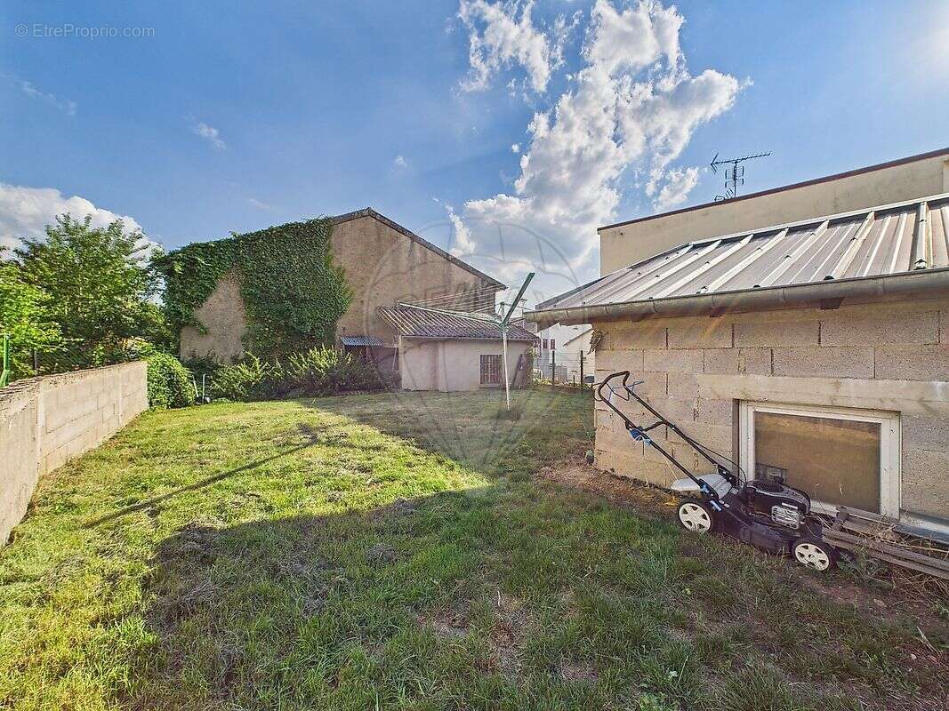 Maison à HETTANGE-GRANDE