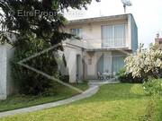 Maison à COMBS-LA-VILLE