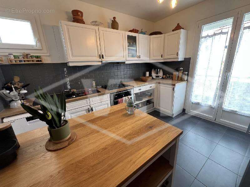 Maison à COMBS-LA-VILLE