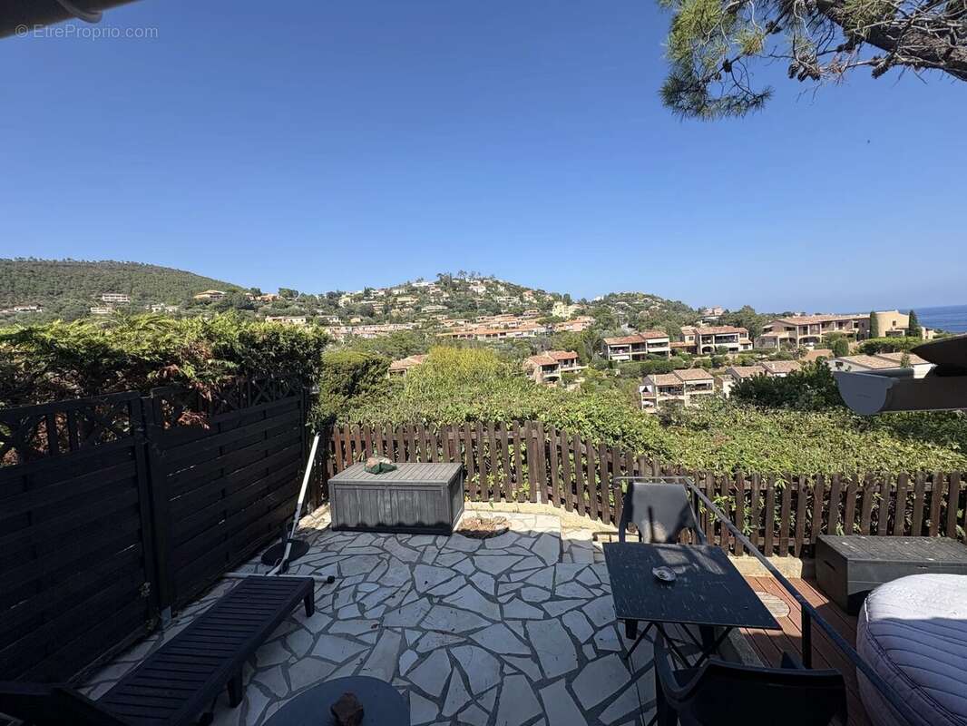 Appartement à THEOULE-SUR-MER