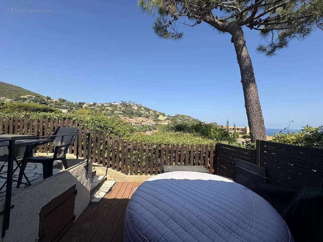 Appartement à THEOULE-SUR-MER