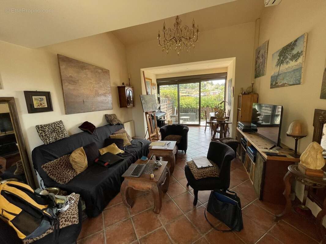 Appartement à THEOULE-SUR-MER