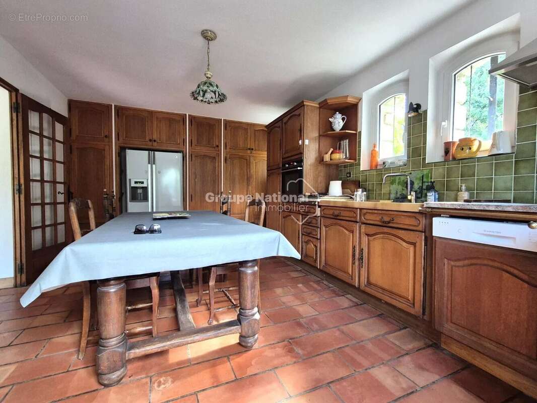 Maison à PERNES-LES-FONTAINES