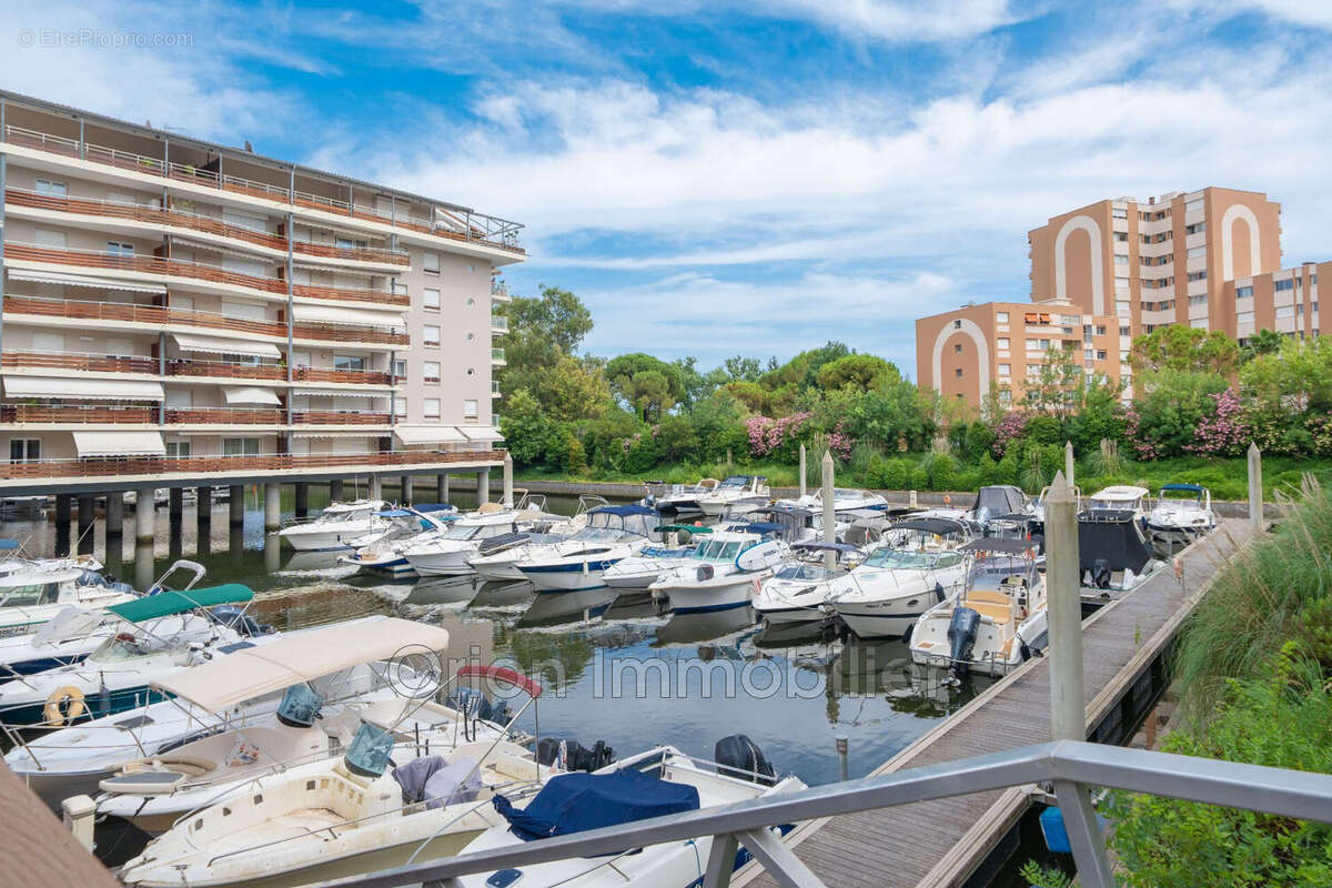 Parking à MANDELIEU-LA-NAPOULE