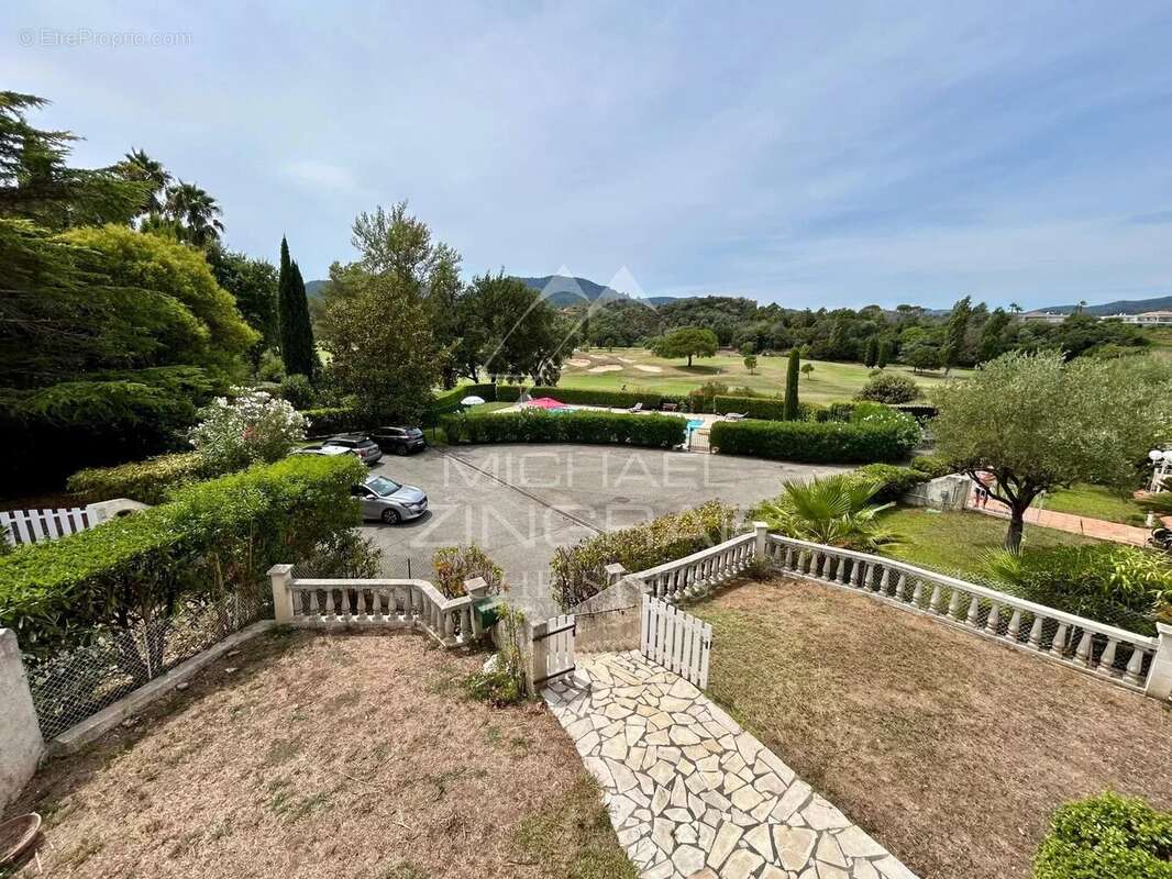 Maison à MANDELIEU-LA-NAPOULE