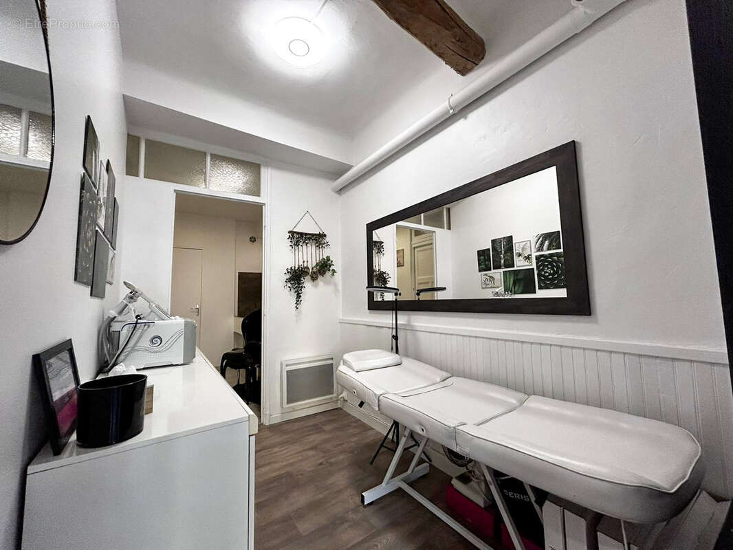 Commerce à PIERREFEU-DU-VAR