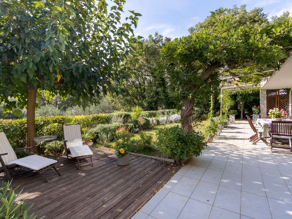 Maison à COLLOBRIERES