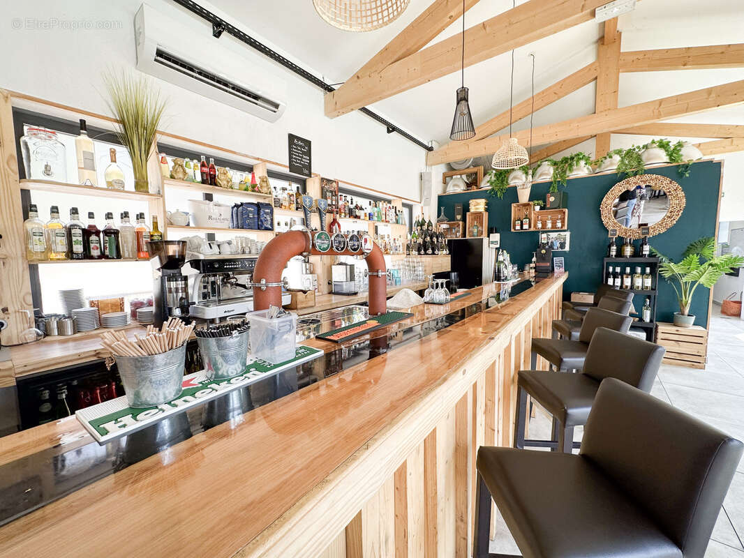 Commerce à PIERREFEU-DU-VAR