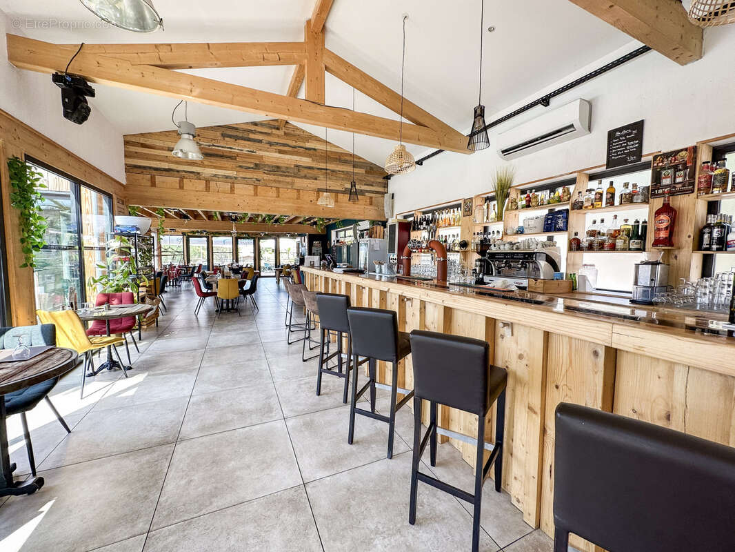 Commerce à PIERREFEU-DU-VAR