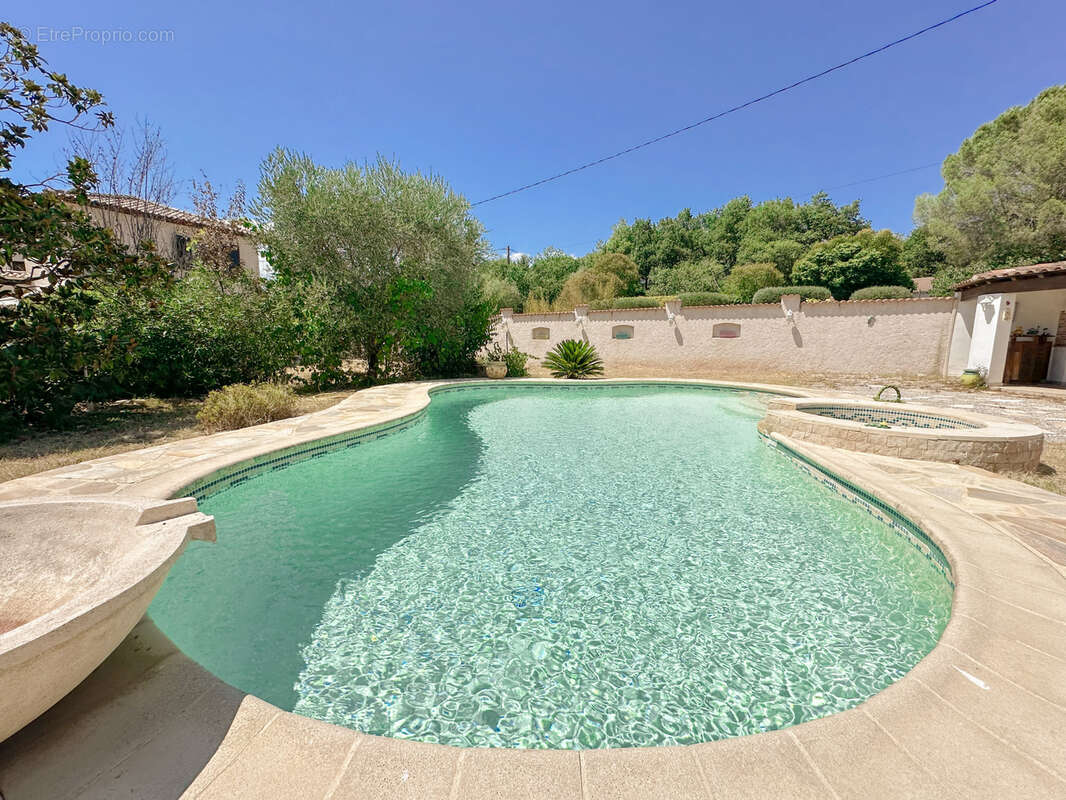 Maison à PIERREFEU-DU-VAR