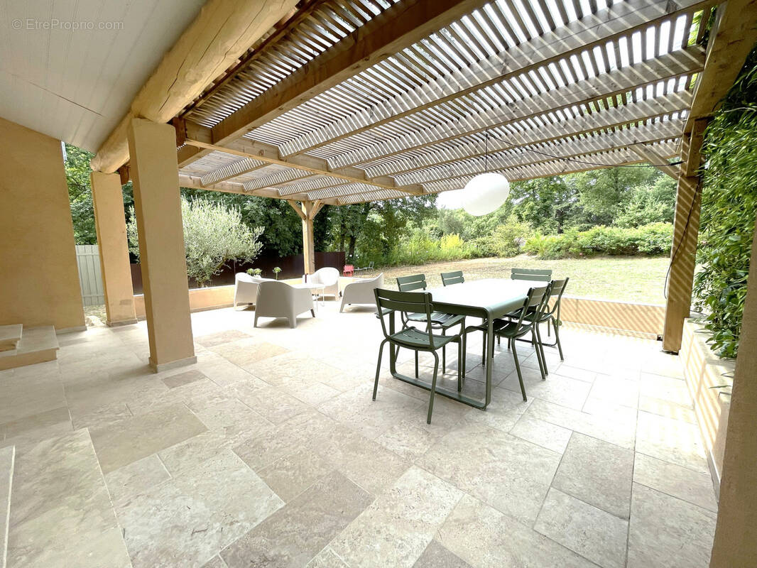 Maison à COLLOBRIERES