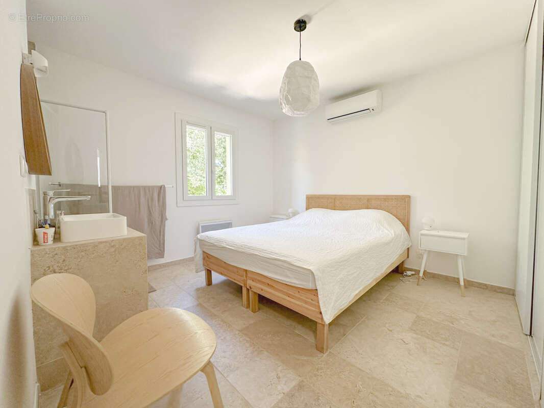 Maison à COLLOBRIERES