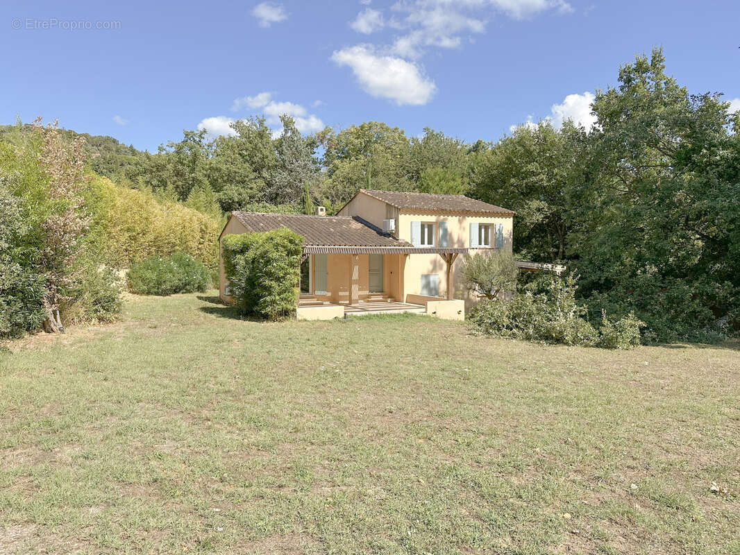 Maison à COLLOBRIERES