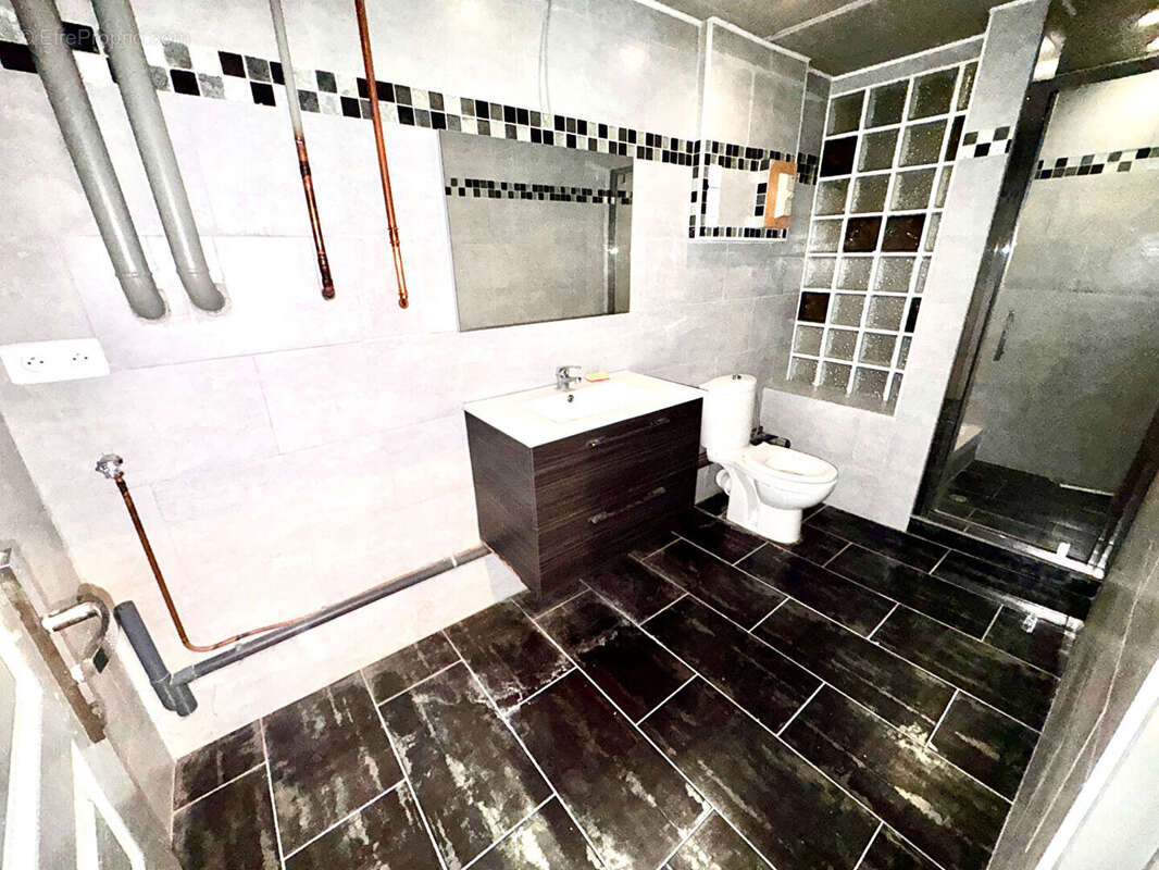 Autre à FONTENAY-SOUS-BOIS